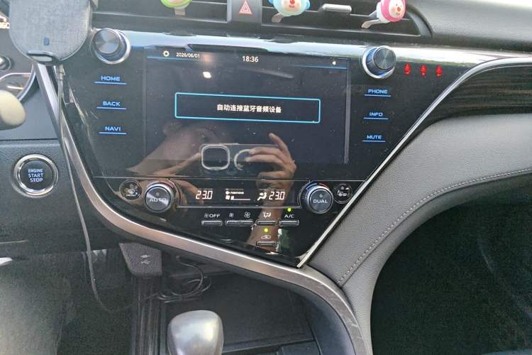 Used Toyota Camry 2019 2.0G Luxury Edition China VI Standard Audio And AC Panel