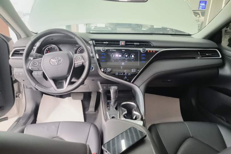 Used Toyota Camry 2019 2.0G Luxury Edition China VI Standard Audio And AC Panel