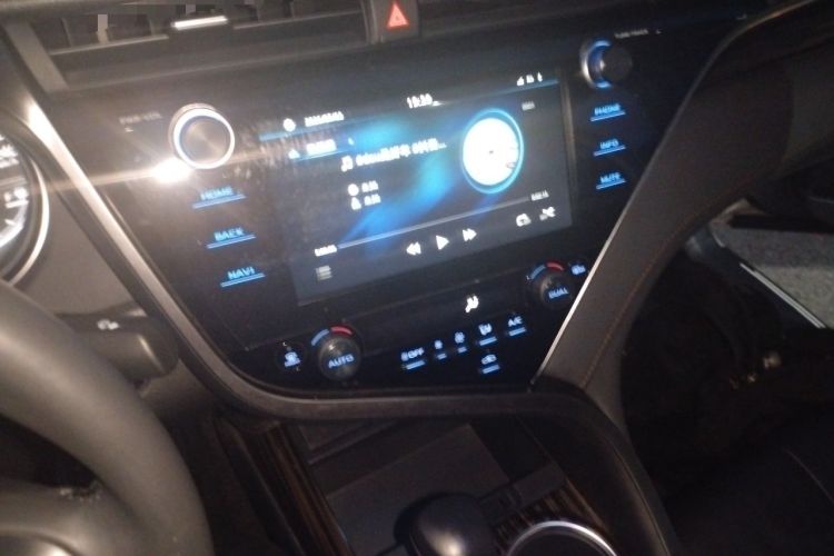 Used Toyota Camry 2019 Revised Version 2.0G Luxury Edition Audio And AC Panel