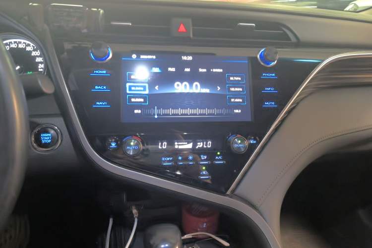 Used Toyota Camry 2019 2.0G Luxury Edition China VI Standard Audio And AC Panel