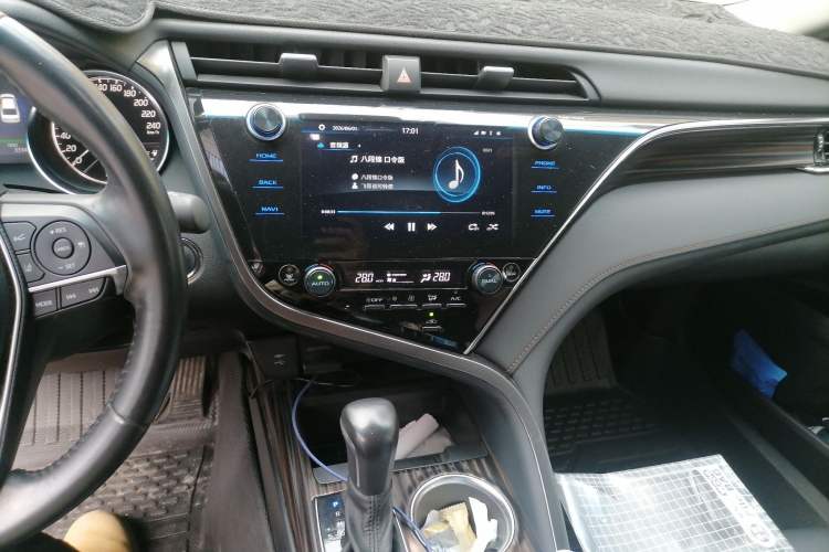 Used Toyota Camry 2019 2.5G Luxury Edition China VI Standard Audio And AC Panel