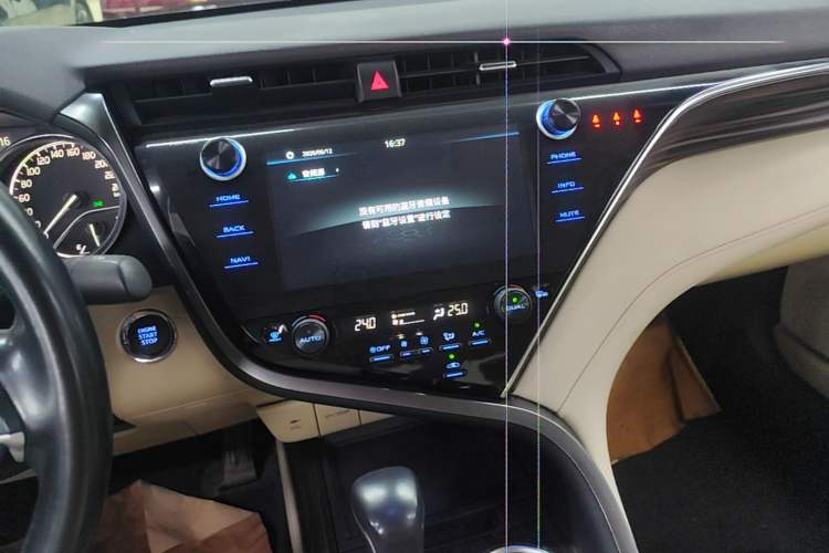 Used Toyota Camry 2019 2.0G Luxury Edition China VI Standard Audio And AC Panel