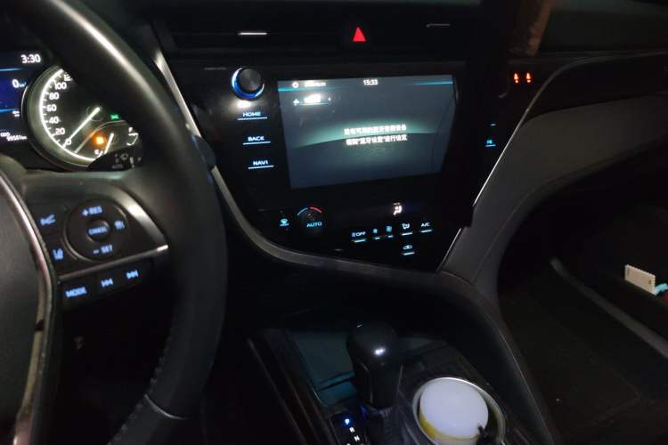 Used Toyota Camry 2019 2.0G Luxury Edition China VI Standard Audio And AC Panel