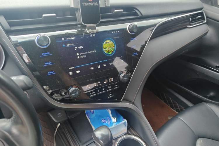 Used Toyota Camry 2019 Revised Version 2.0G Luxury Edition Audio And AC Panel