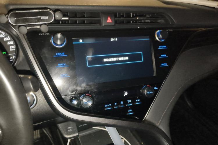 Used Toyota Camry 2019 2.0G Luxury Edition China VI Standard Audio And AC Panel