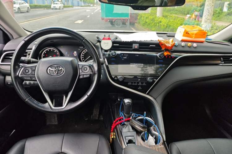 Used Toyota Camry 2019 2.0G Luxury Edition China V Standard Center Console