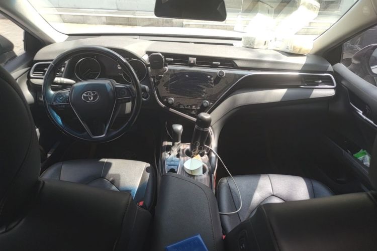 Used Toyota Camry 2019 Revised Version 2.5G Luxury Edition Center Console