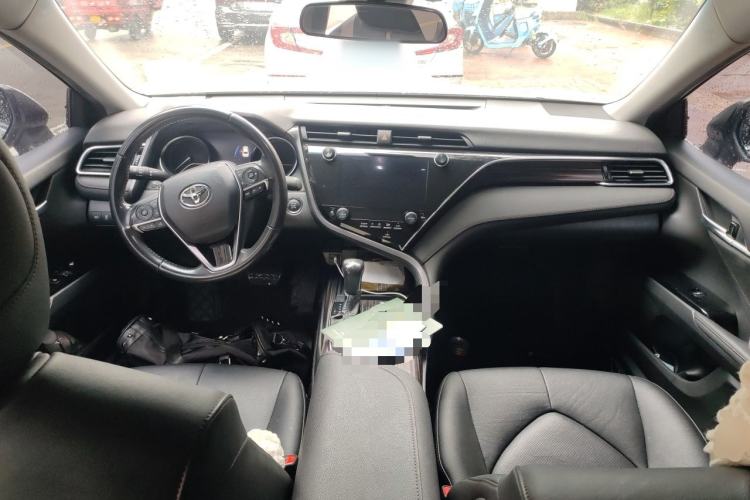 Used Toyota Camry 2019 2.5G Luxury Edition China VI Standard Center Console