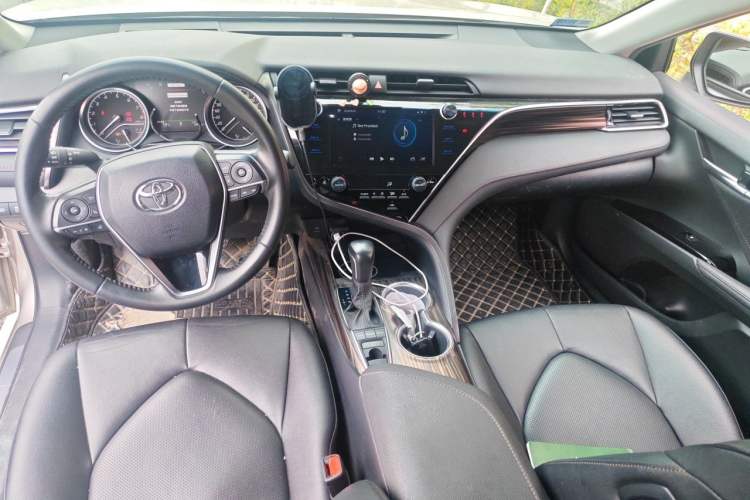 Used Toyota Camry 2019 Revised Version 2.5G Luxury Edition Center Console
