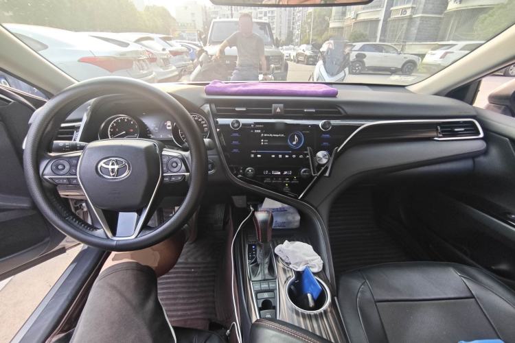 Used Toyota Camry 2019 Revised Version 2.5G Luxury Edition Center Console