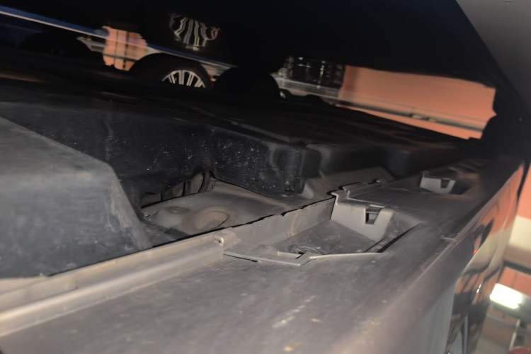 Used Toyota Camry 2019 2.0G Luxury Edition China VI Standard Chassis Rear Left