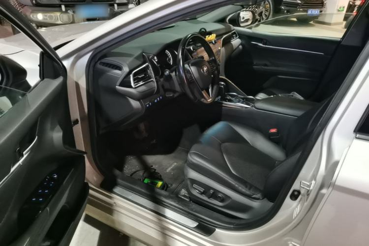 Used Toyota Camry 2019 2.5G Luxury Edition China VI Standard Driver Seat