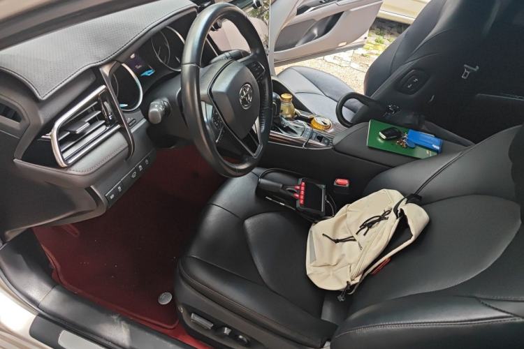 Used Toyota Camry 2019 2.5G Luxury Edition China VI Standard Driver Seat