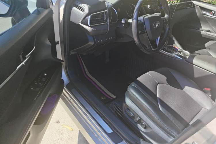 Used Toyota Camry 2019 2.5G Luxury Edition China VI Standard Driver Seat