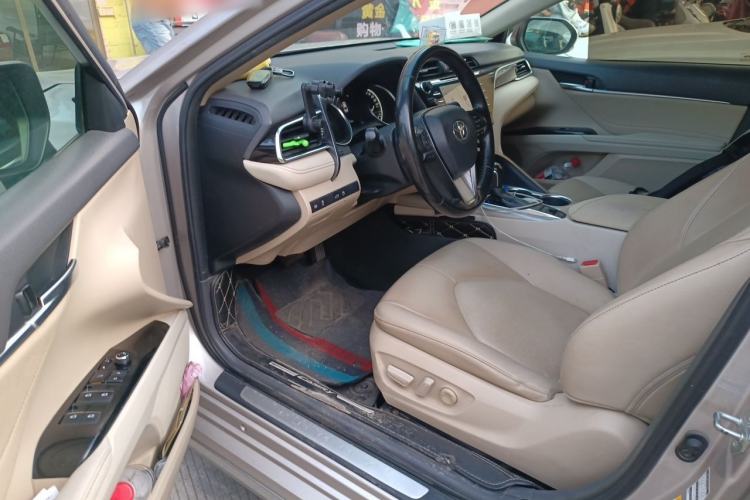 Used Toyota Camry 2019 2.5G Luxury Edition China VI Standard Driver Seat