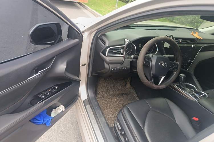 Used Toyota Camry 2019 2.5G Luxury Edition China VI Standard Driver Seat