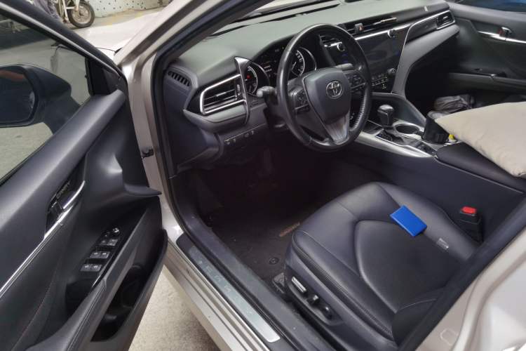 Used Toyota Camry 2019 Revised Version Dual-Engine 2.5 HG Luxury Edition Driver Seat