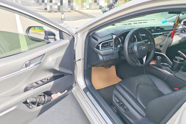 Used Toyota Camry 2019 2.0G Luxury Edition China V Standard Driver Seat