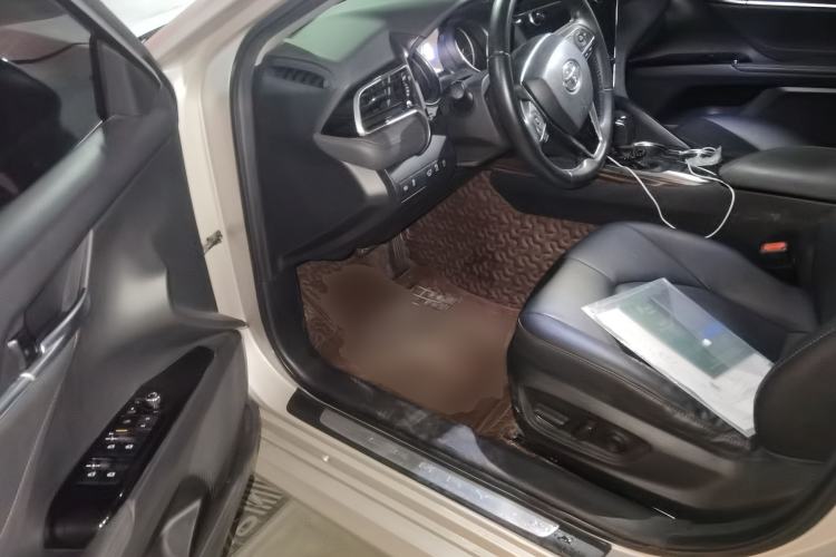Used Toyota Camry 2019 Revised Version 2.0G Luxury Edition Driver Seat