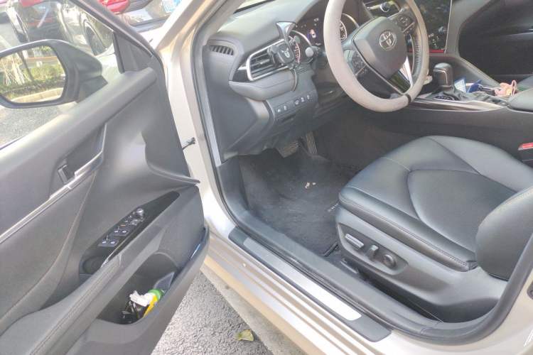 Used Toyota Camry 2019 2.5G Luxury Edition China VI Standard Driver Seat