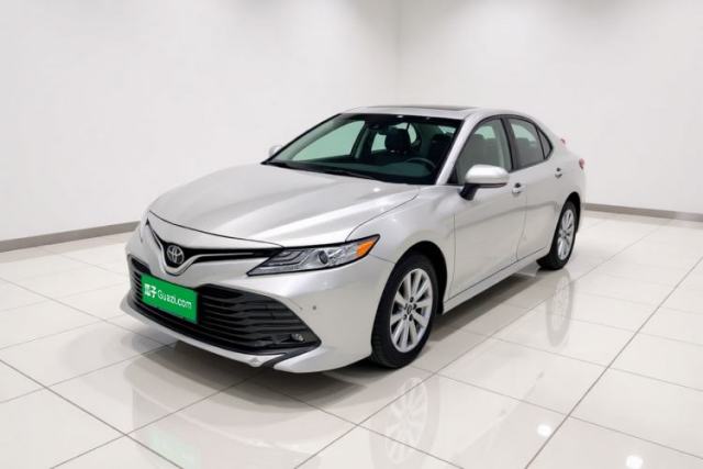 Toyota Camry 2019 2.0G Luxury Edition China VI Standard usado