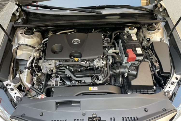 Used Toyota Camry 2019 2.0G Luxury Edition China VI Standard Engine Bay