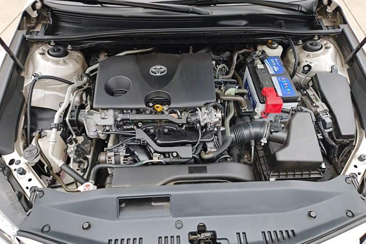 Used Toyota Camry 2019 2.0G Luxury Edition China VI Standard Engine Bay