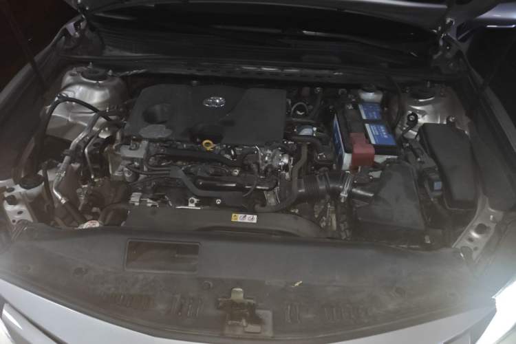 Used Toyota Camry 2019 Revised Version 2.0G Luxury Edition Engine Bay