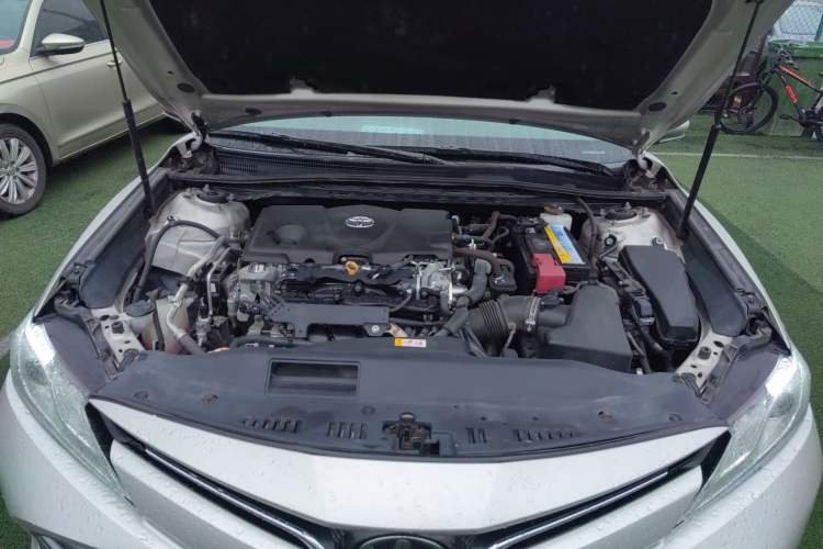 Used Toyota Camry 2019 2.5G Luxury Edition China VI Standard Engine Bay
