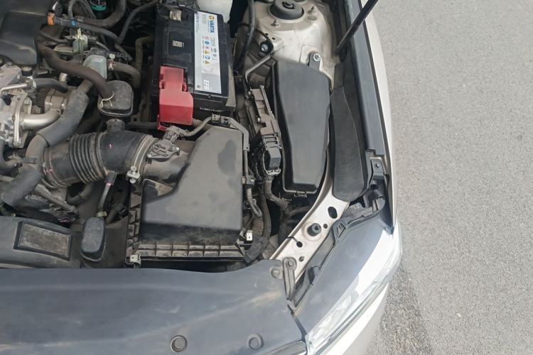 Used Toyota Camry 2019 2.5G Luxury Edition China VI Standard Engine Bay Left