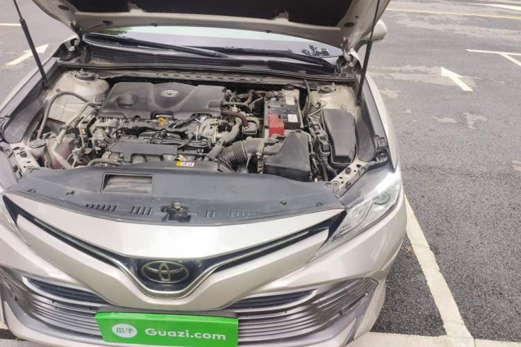 Used Toyota Camry 2019 2.5G Luxury Edition China VI Standard Engine Bay Left