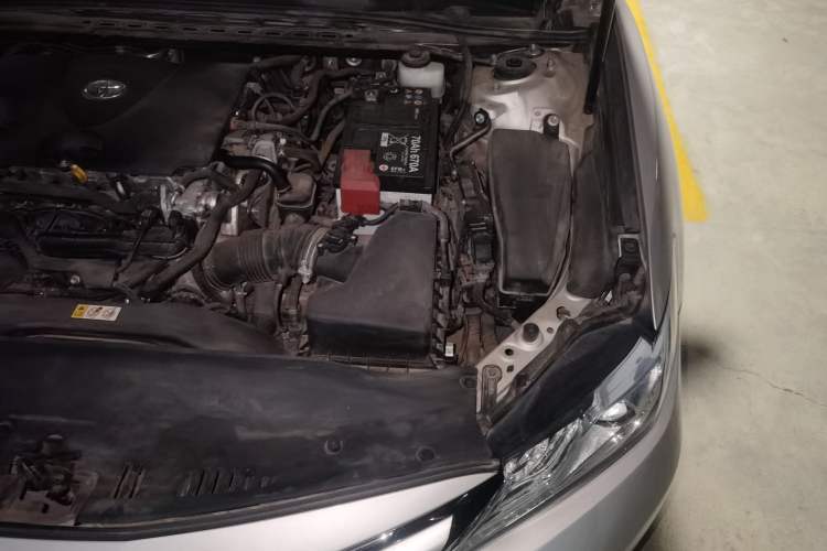 Used Toyota Camry 2019 Revised Version 2.0G Luxury Edition Engine Bay Left