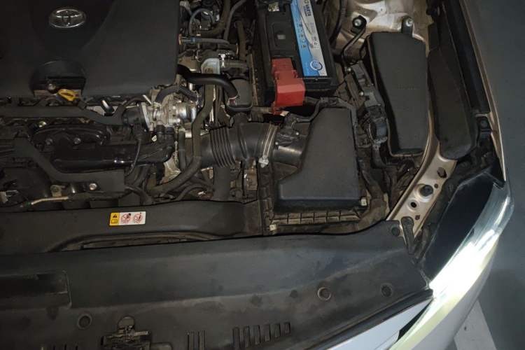 Used Toyota Camry 2019 2.0G Luxury Edition China VI Standard Engine Bay Left