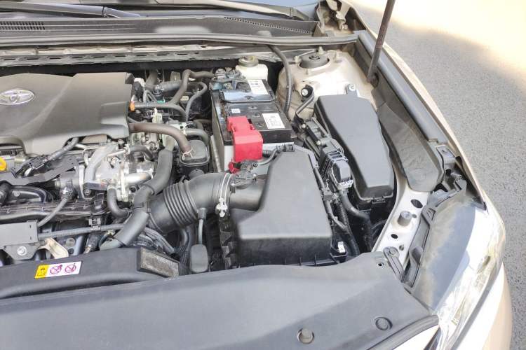 Used Toyota Camry 2019 2.5G Luxury Edition China VI Standard Engine Bay Left