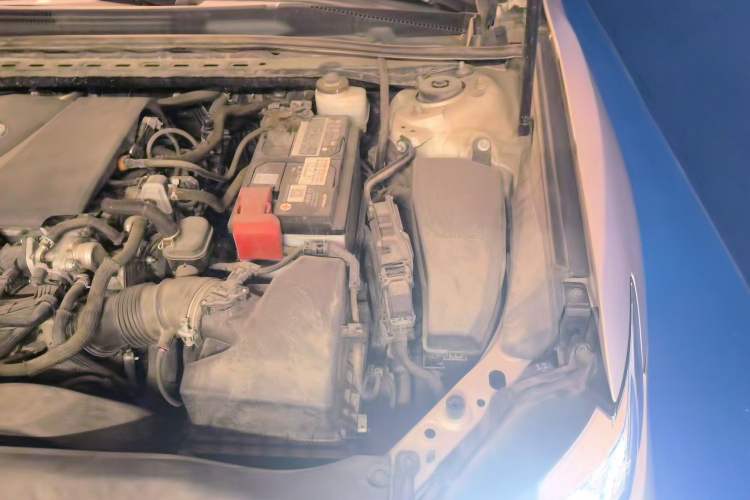 Used Toyota Camry 2019 2.0G Luxury Edition China VI Standard Engine Bay Left