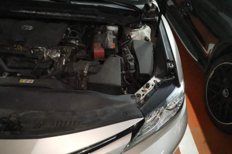 Used Toyota Camry 2019 2.0G Luxury Edition China VI Standard Engine Bay Left