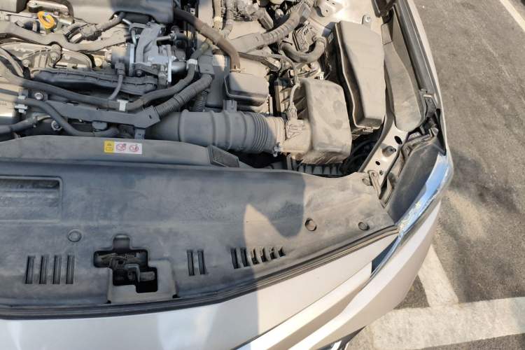 Used Toyota Camry 2019 Dual-Engine 2.5 HG Luxury Edition China VI Standard Engine Bay Left