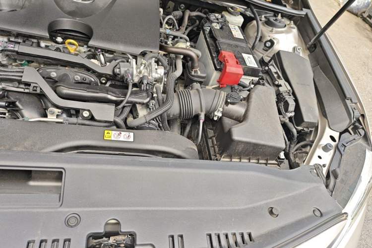 Used Toyota Camry 2019 2.0G Luxury Edition China VI Standard Engine Bay Left