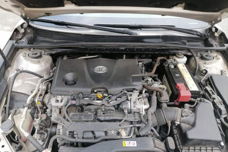 Used Toyota Camry 2019 2.5G Luxury Edition China VI Standard Engine Bay