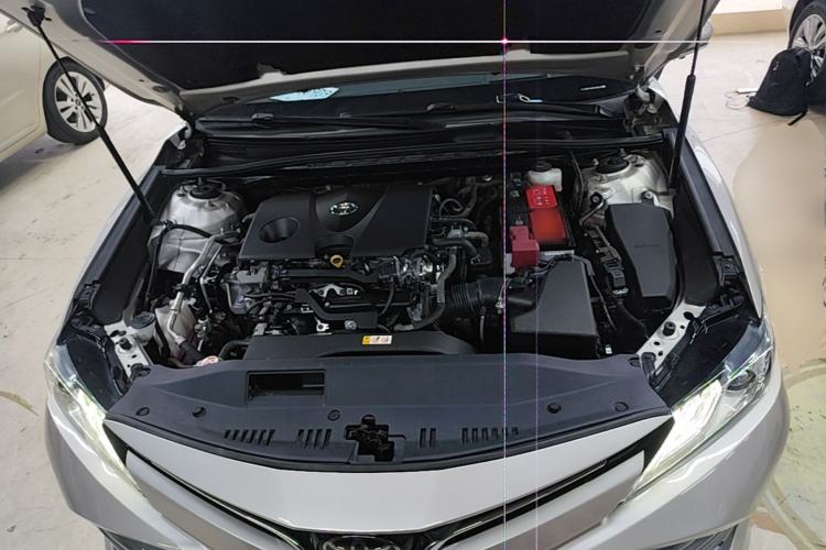 Used Toyota Camry 2019 2.0G Luxury Edition China VI Standard Engine Bay