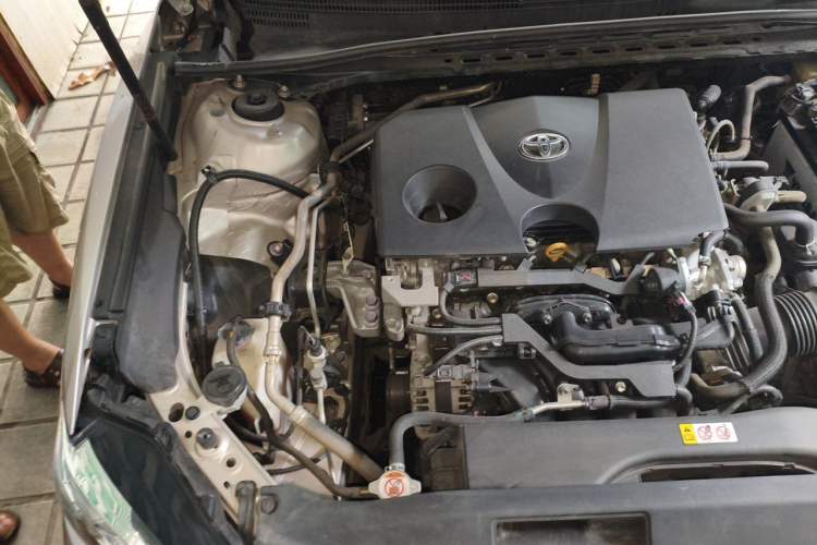 Used Toyota Camry 2019 2.0G Luxury Edition China VI Standard Engine Bay Right