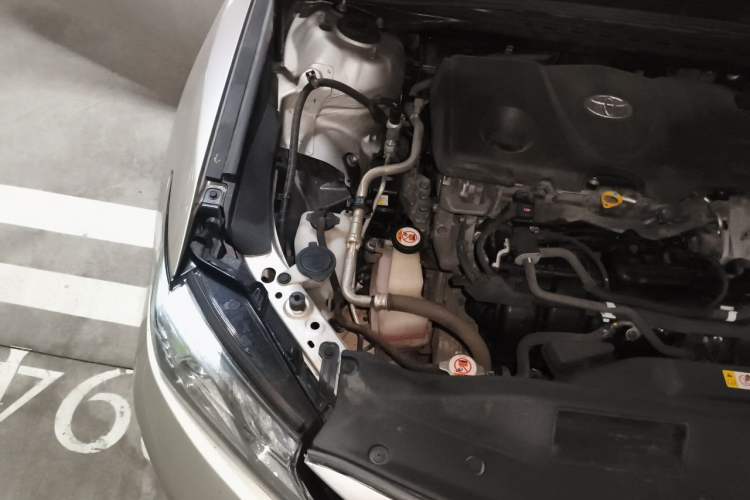 Used Toyota Camry 2019 Revised Version Dual-Engine 2.5 HG Luxury Edition Engine Bay Right