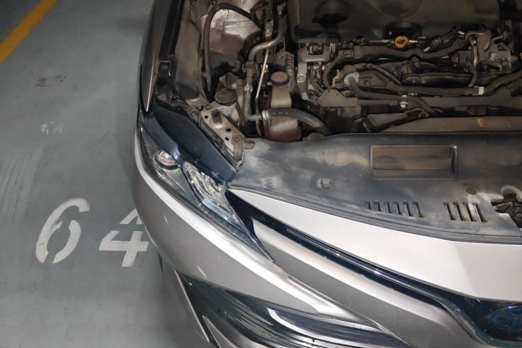Used Toyota Camry 2019 Dual-Engine 2.5 HG Luxury Edition China VI Standard Engine Bay Right