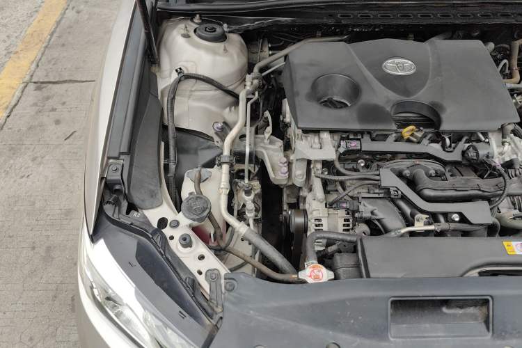 Used Toyota Camry 2019 2.0G Luxury Edition China VI Standard Engine Bay Right