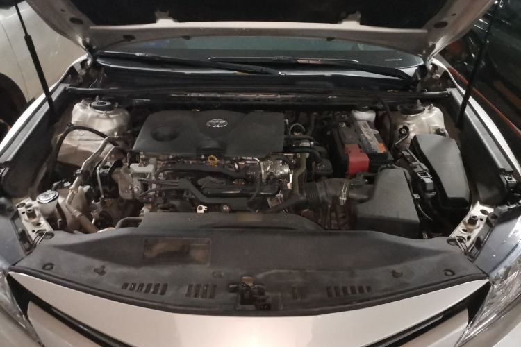 Used Toyota Camry 2019 2.0G Luxury Edition China VI Standard Engine Bay