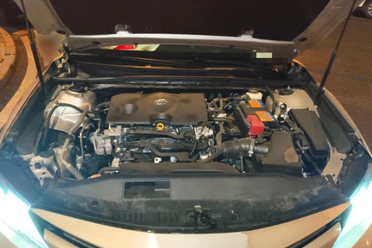 Used Toyota Camry 2019 2.0G Luxury Edition China VI Standard Engine Bay