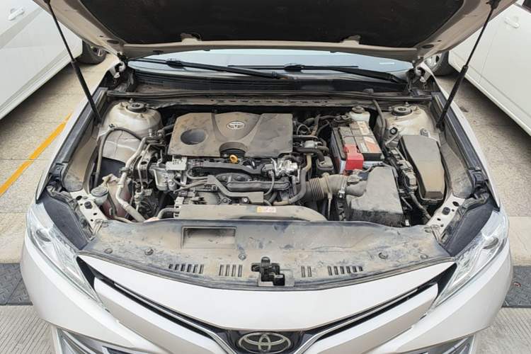 Used Toyota Camry 2019 2.0G Luxury Edition China VI Standard Engine Bay