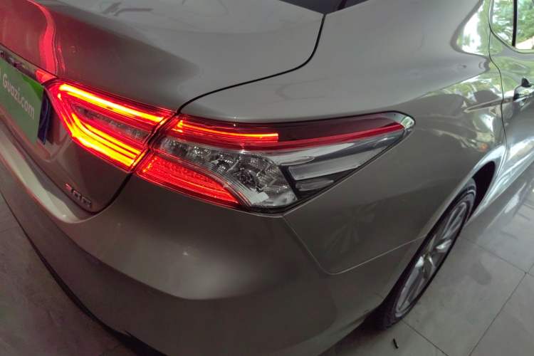 Used Toyota Camry 2019 2.0G Luxury Edition China VI Standard Exterior 1
