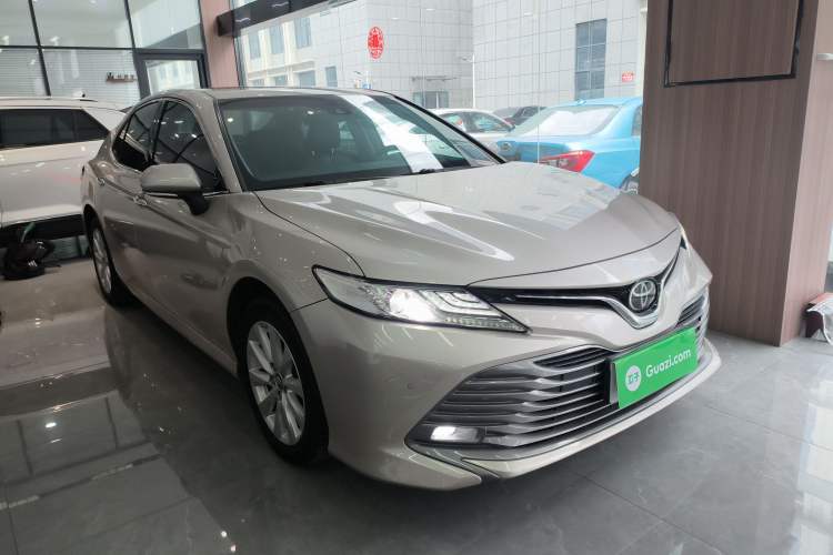 Used Toyota Camry 2019 2.0G Luxury Edition China VI Standard Exterior 1
