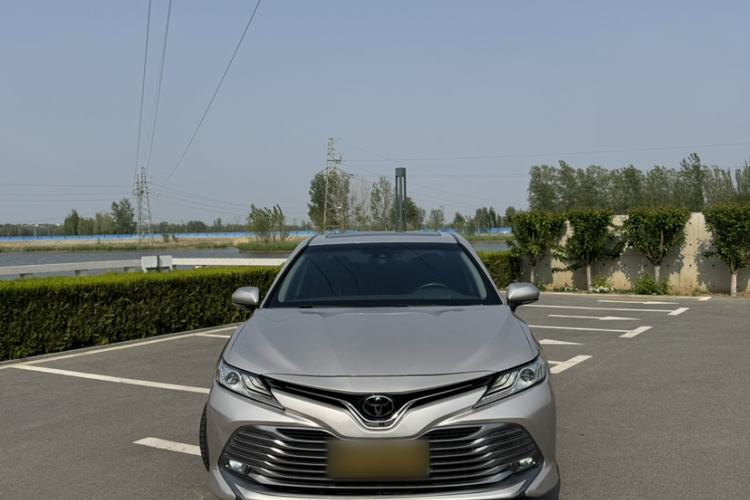 Used Toyota Camry 2019 2.0G Luxury Edition China VI Standard Exterior 1